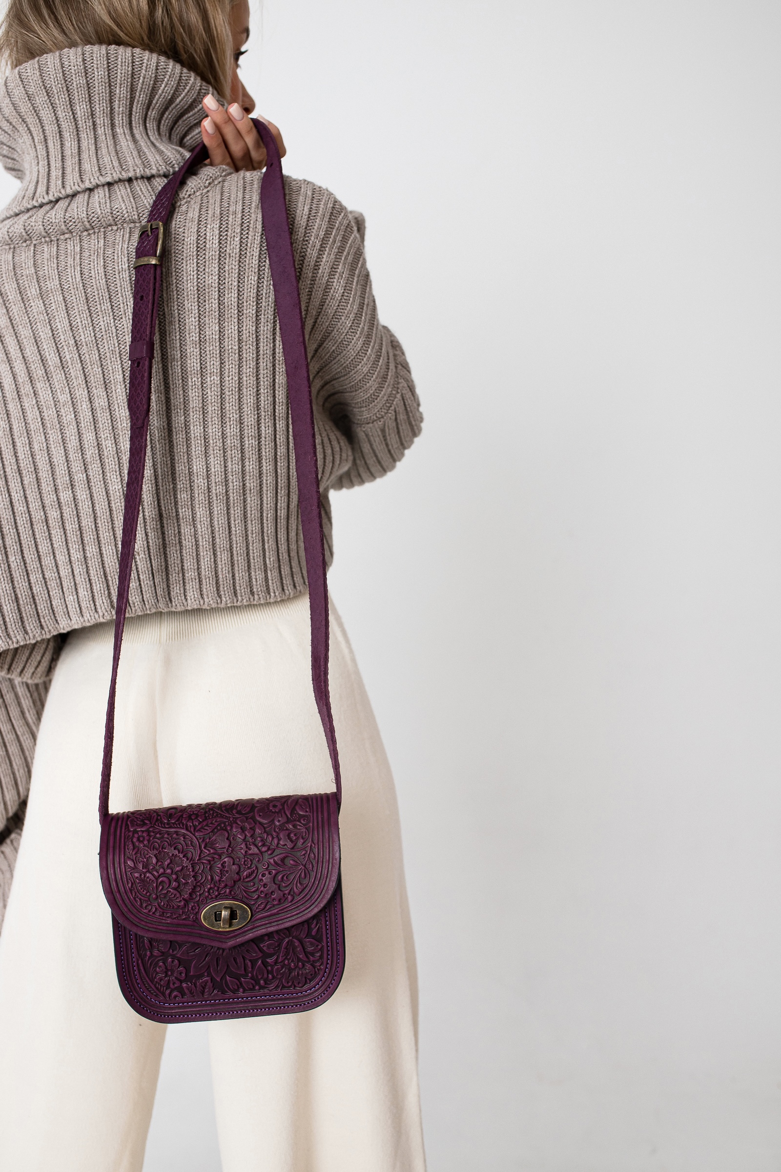 FDAC3B10-6585-417F-96C2-9D953E8A6A38