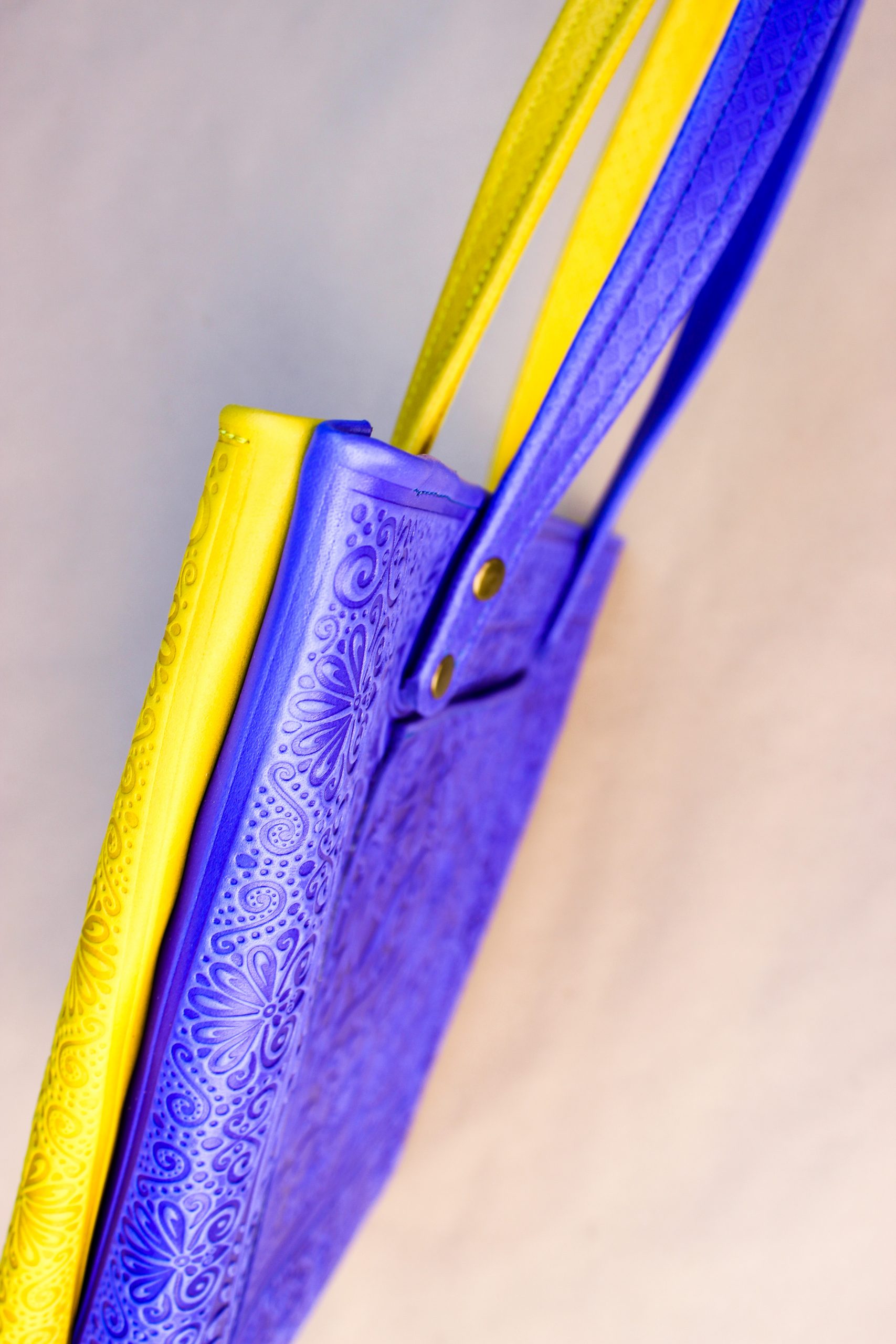 DF62C7FF-F877-42CA-86AA-0694DEAB8CD6