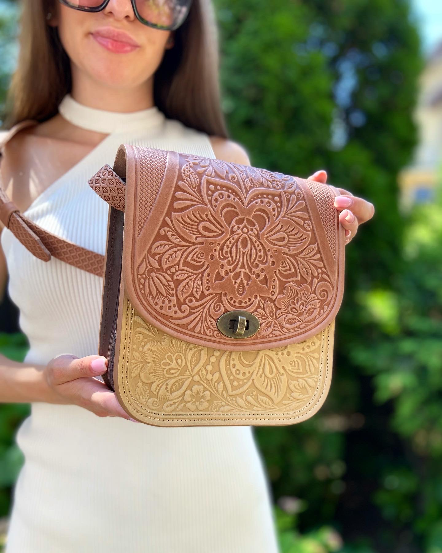 9DC65485-D0A9-4E01-9DB8-F149ED62263A